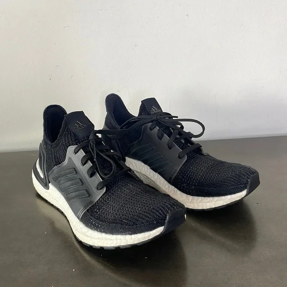 adidas | Shoes | Adidas Womens Ultraboost 9 Core Black Size 1 G54014 |  Poshmark